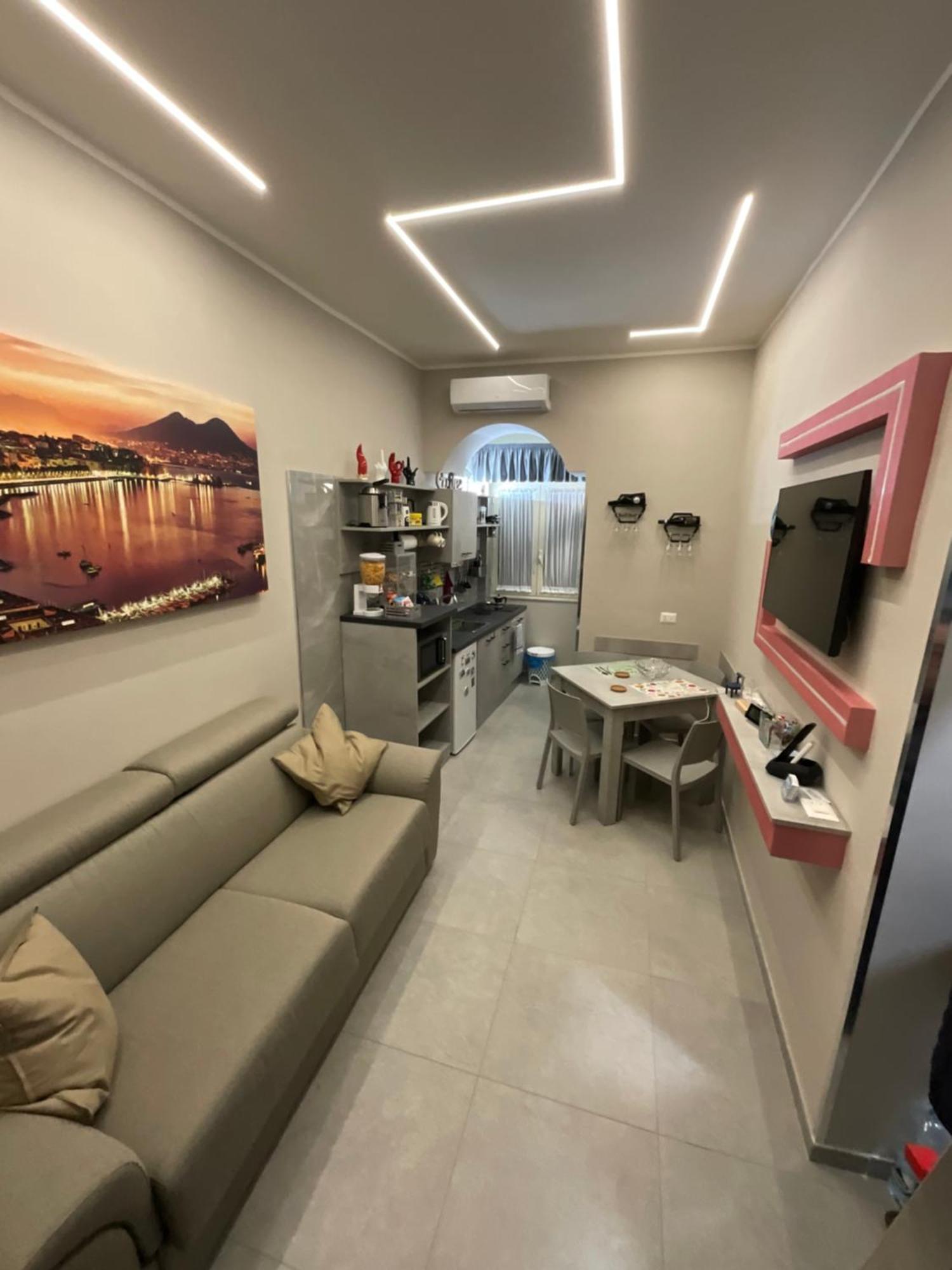 Piccololucio2 Appartement Napels